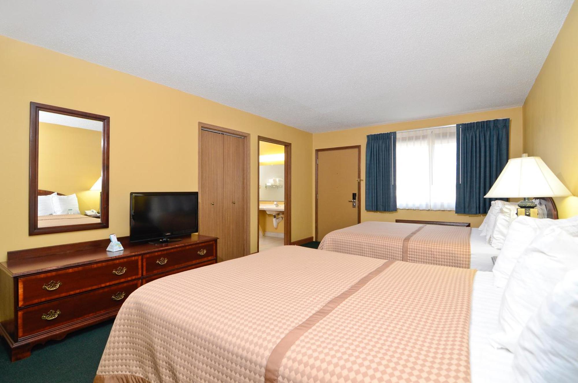 Americas Best Value Inn Iola Zewnętrze zdjęcie