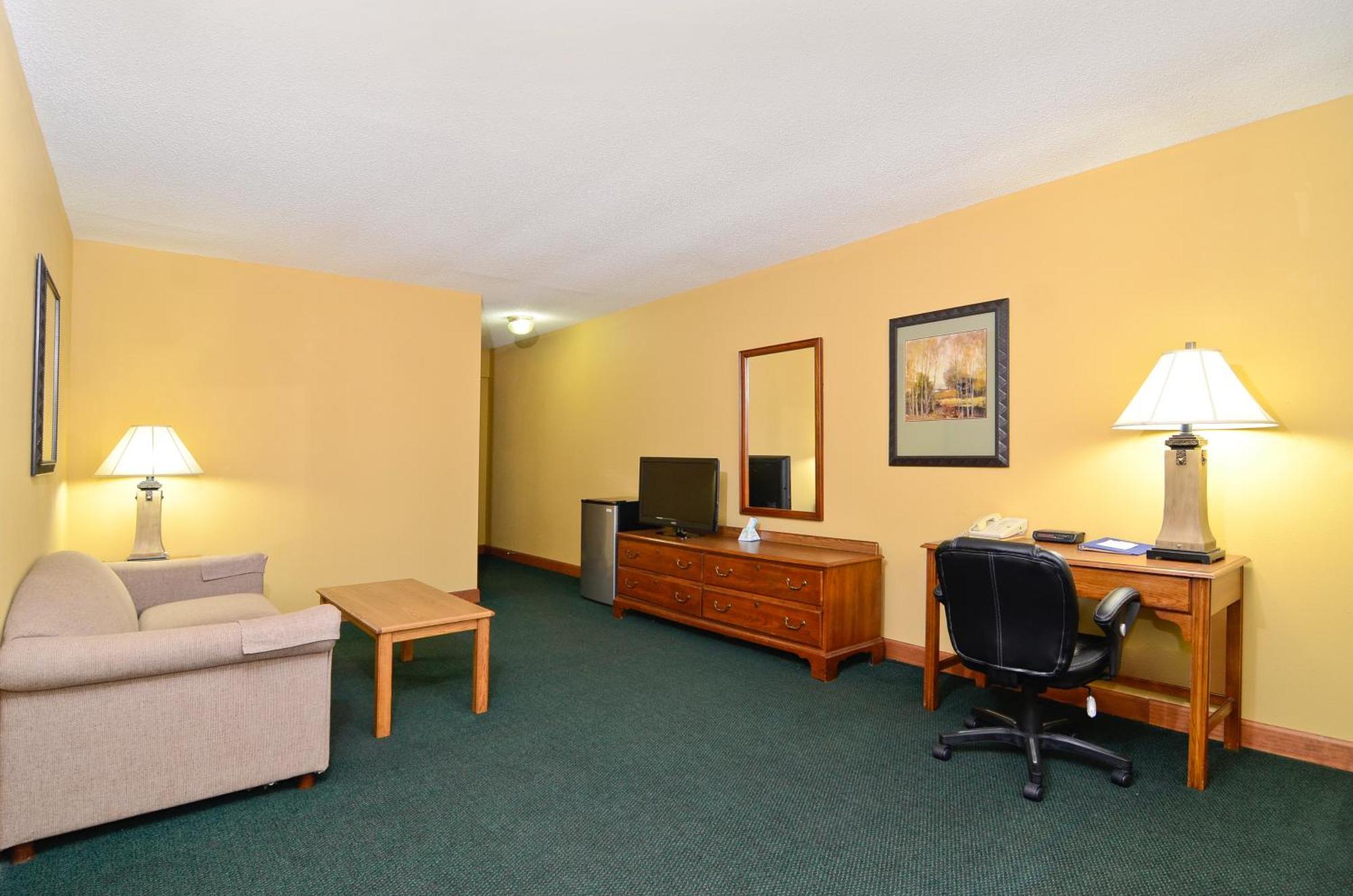 Americas Best Value Inn Iola Zewnętrze zdjęcie
